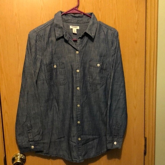 Old navy size small long sleeve button up - Picture 1 of 5